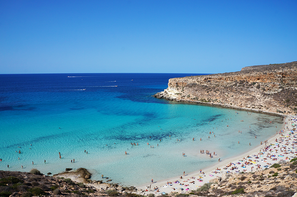 Itália: As principais praias para conhecer e curtir em Lampedusa, a ilha  paradisíaca da Sicília - Meu mapa-múndi
